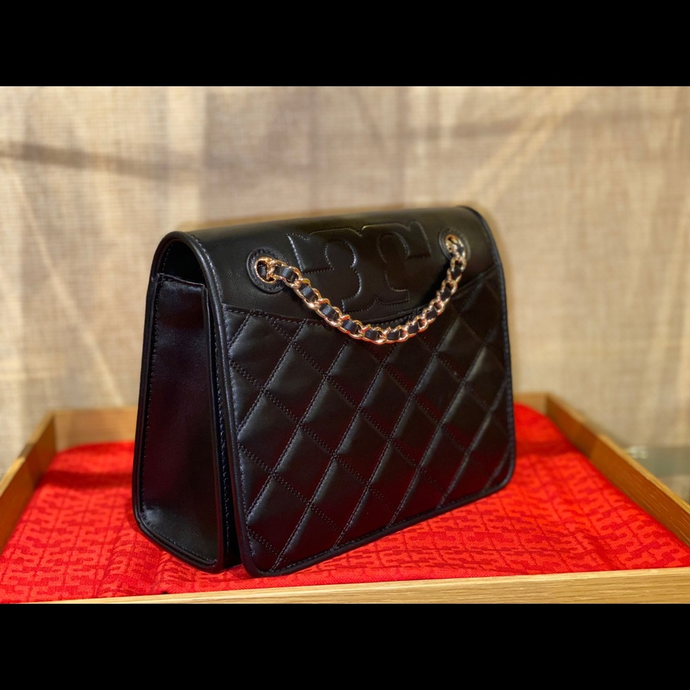 TORY BURCH SAVANNAH CONVERTIBLE SHOULDER BAG - Picture 5 of 9